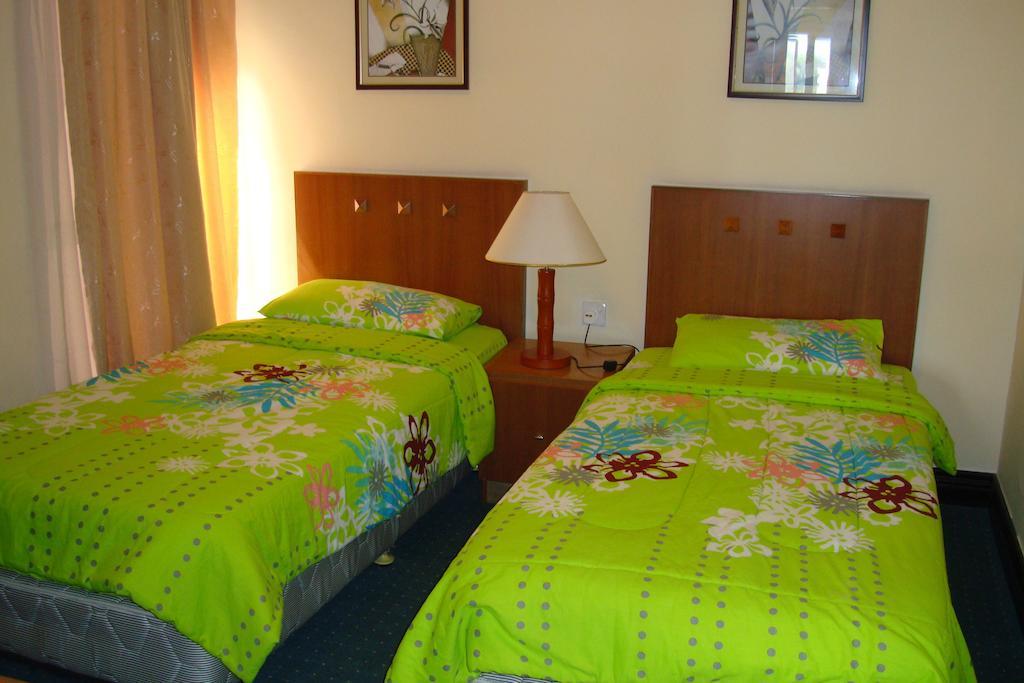 קוטה קינבלו Dorcas Service Apartment - Marina Court חדר תמונה