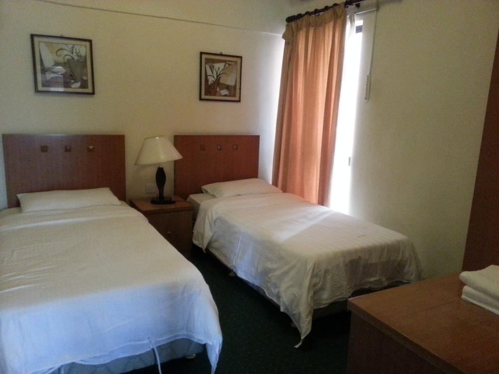 קוטה קינבלו Dorcas Service Apartment - Marina Court מראה חיצוני תמונה
